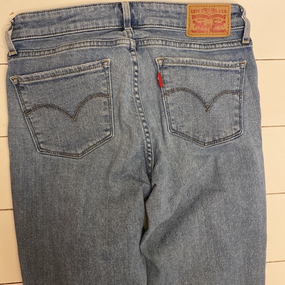 Levi 711 Skinny- Size 26 - Picture 4 of 8